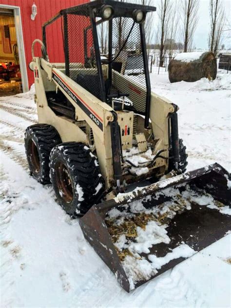 4140 skid steer specs